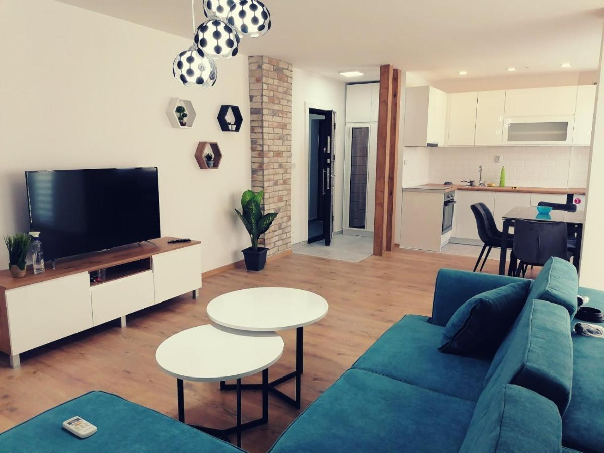 Bjanka Square Apartments سكوبجي المظهر الخارجي الصورة