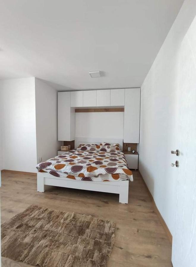 Bjanka Square Apartments سكوبجي المظهر الخارجي الصورة